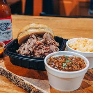 Pulled Pork Sandwich Combo