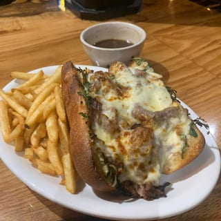 Au Jus Kidding Me Prime Rib Melt Combo